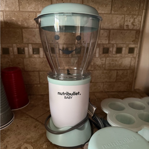 NutriBullet Baby Blue Food Prep System- great condition. Used - Picture 3 of 5
